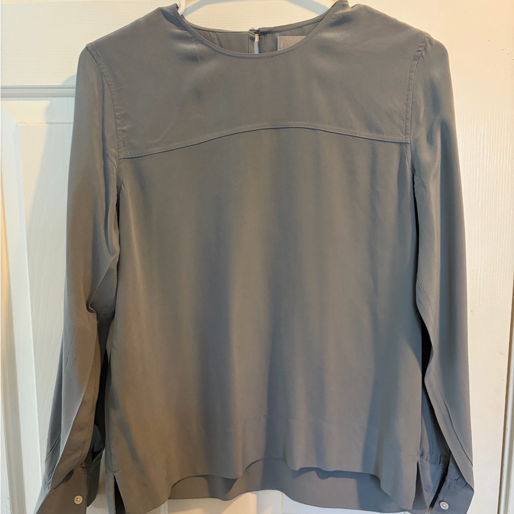 Everlane Women's Classic Sage Gray Silk Blouse